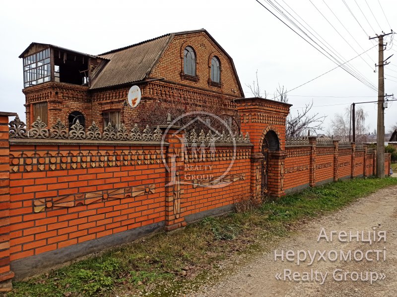 Продаж 2-х поверхового будинку у Центр-Міському р-ні (зуп. Верхня Антонівка)